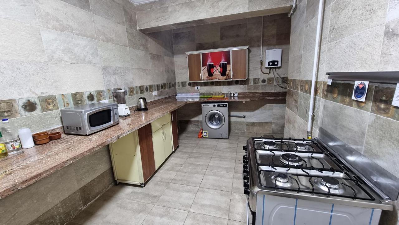 Alex Sea View Apartment - Families Only อเล็กซานเดรีย ภายนอก รูปภาพ