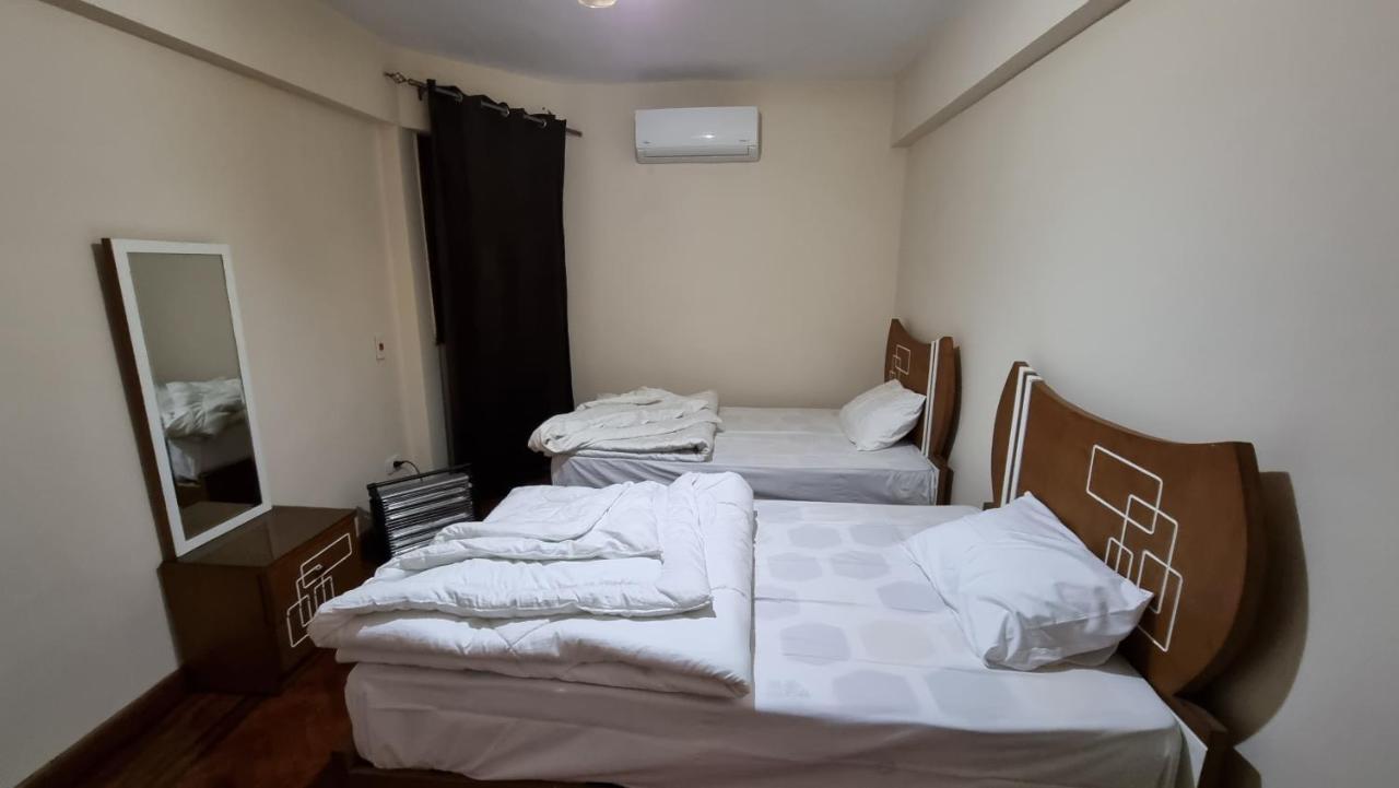 Alex Sea View Apartment - Families Only อเล็กซานเดรีย ภายนอก รูปภาพ