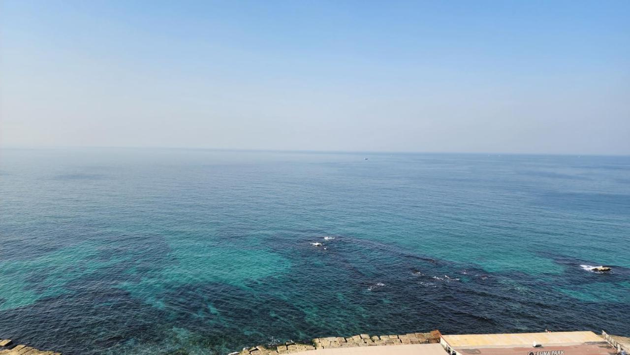 Alex Sea View Apartment - Families Only อเล็กซานเดรีย ภายนอก รูปภาพ